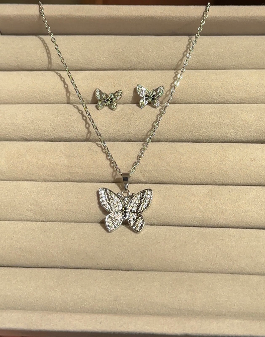 Shiny Butterfly Necklace Set