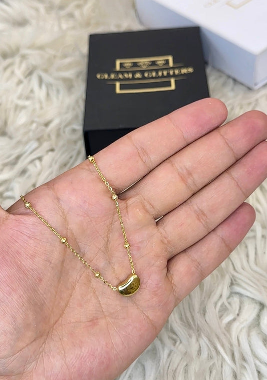 Gold Bean Pendent Necklace