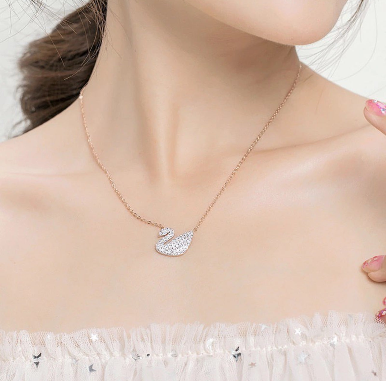Swan Pendent Necklace